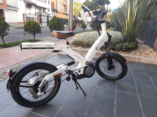 Bicicleta Electrica A2b Metro Inspirada En Scoters