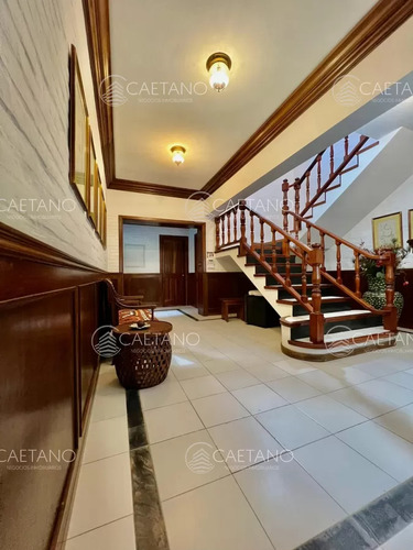 Vende Casa 5 Dormitorios - Imagen 2