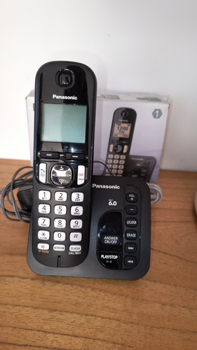 Teléfono Inalámbrico Digital Con Contes. Panasonic-kx-tgc220