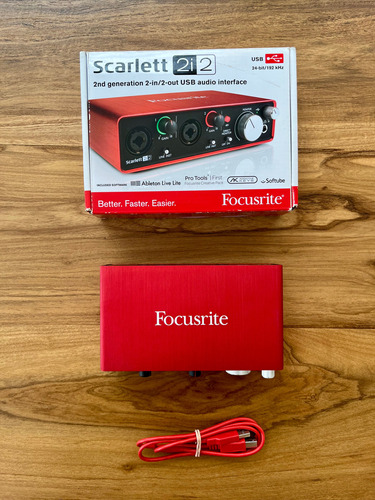 Focusrite Scarlett 2i2 2.ª Gen - Igual A Nueva