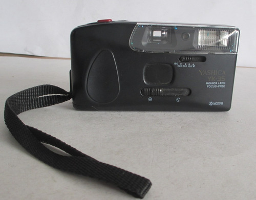 A8929 - Camera Yashica Yk-35 Kyocera, Flash Embutido. Teve A