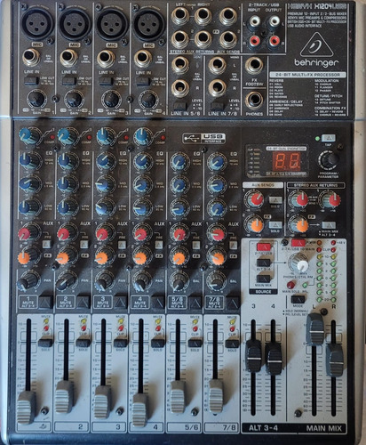 Mesa De Som - Behringer - X1204usb