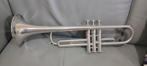 Trompeta Yamaha Ytr 135