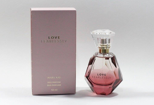 Love Fearlessly Mary Kay Eau De Parfum - mL a $1598