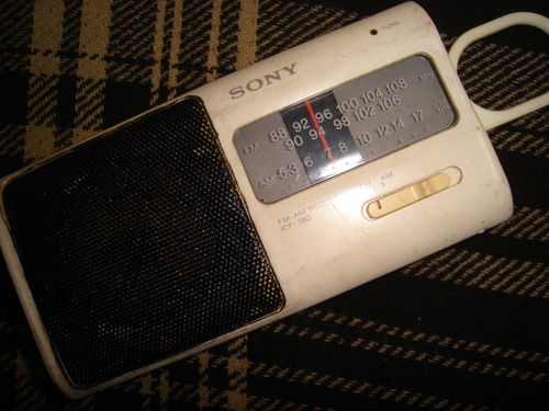 Radio Sony Modicf-380 Funcionando Sin Envios