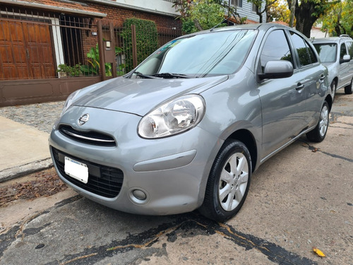 Nissan March Visia Plus 1.6 2013 52 Mil Km Gris Manual