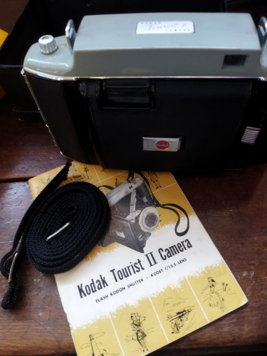 Câmera Kodak Tourist Ii -na Caixa, Sem Uso - Impecável