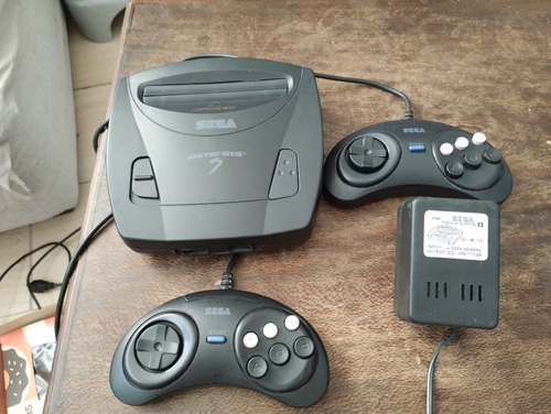 Consola Sega Genesis 3  +2 Controles Con Todos Los Cables