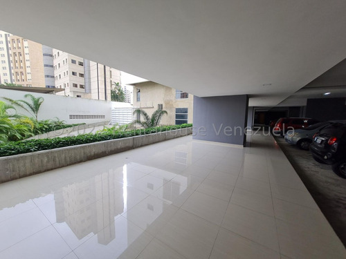 César Bullones Alquila Hermoso Apartamento En El Pedregal, Lara 25-16700 - Imagen 3