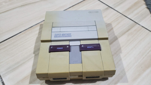 Super Nintendo Só O Aparelho Sem Nada. Funcionando 100%. V8