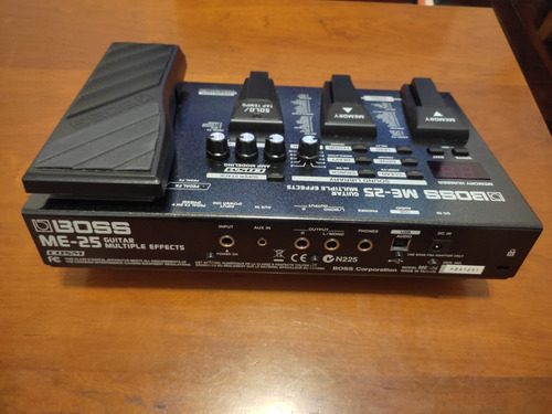 Boss Me 25 - Pedalera Multiefectos