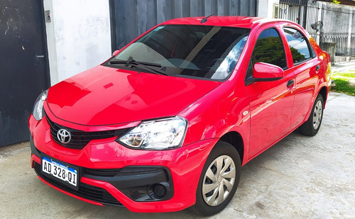 Toyota Etios X 1,5 6m/t 5 Puertas 2018 Solo 25000 Km Titular