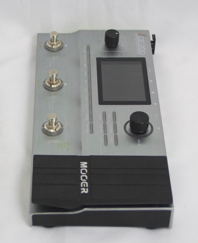 Mooer Ge200 Multi Effects Pedalera