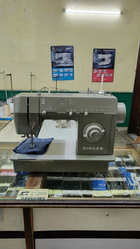 Singer Hd205c Máquina De Coser Usada 6 Meses De Garantía 