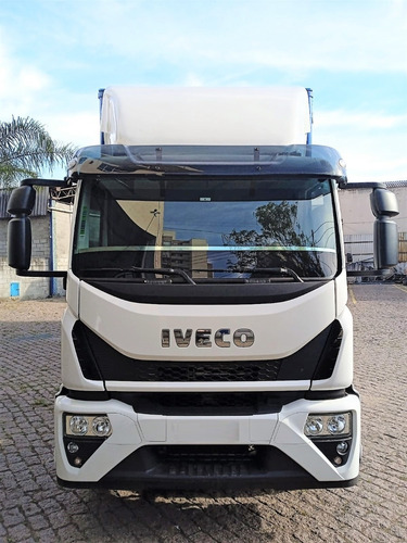 IVECO TECTOR 24300 AUTO SHIFT TRUCK BAÚ E PLATAFORMA 2021