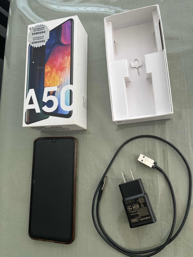 Celular Samsung A50, 128gb, 4gb Ram- Liberado- C/ Cargador