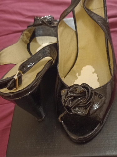 Zapatos De Charol Negro De Mujer Talle 40