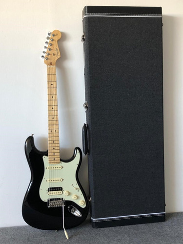 Fender Stratocaster American Profesional Hss Shawbucker