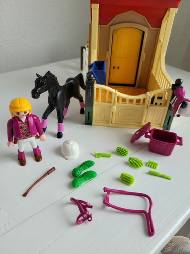 Set Playmobil Box Caballo