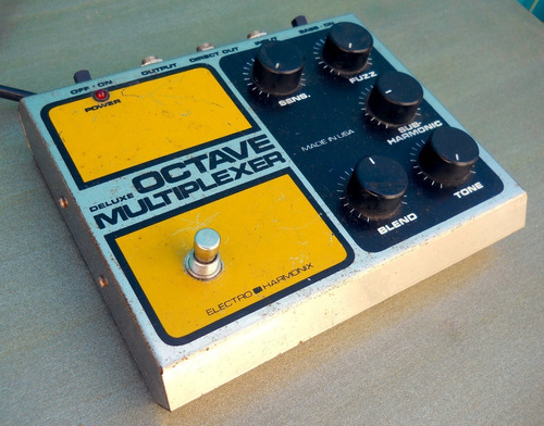 Pedal Electro Harmonix Deluxe Octave Multiplexer 1980 220w