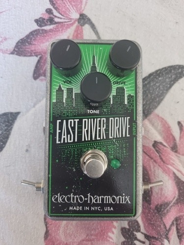 Pedal Electro Harmonix East River Drive Com Mod