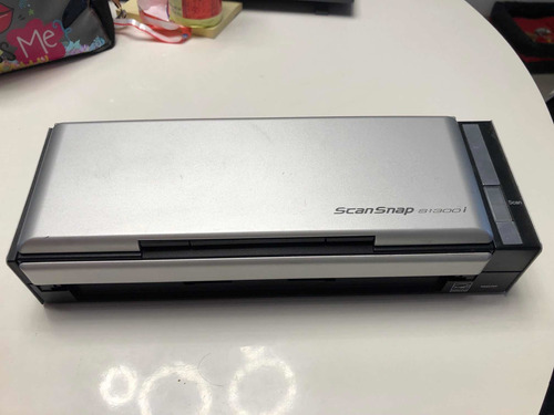 Escáner Portatil  - Scanner Fujitsu Scansnap S1300i