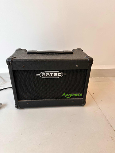 Amplificador Artec Acoustic