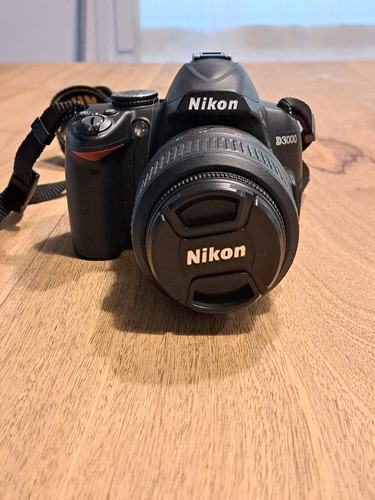 Cámara Fotográfica Nikon D3000