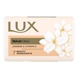  Sabonete Lux Velvet Touch Jasmim E Óleo De Amêndoa, 3x150g