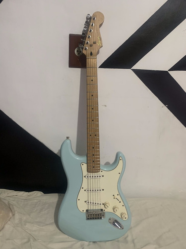 Fender Squier Deluxe Stratocaster