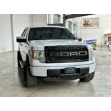 Ford F-150 Crew Cab 4x4 V8