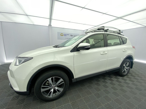 Toyota Rav 4 Street  4x2 2018