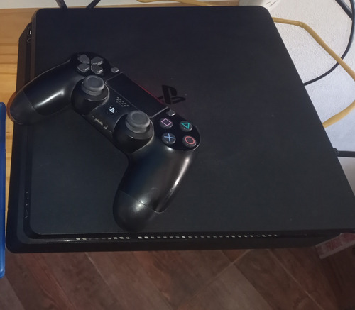 Playstation 4 Slim