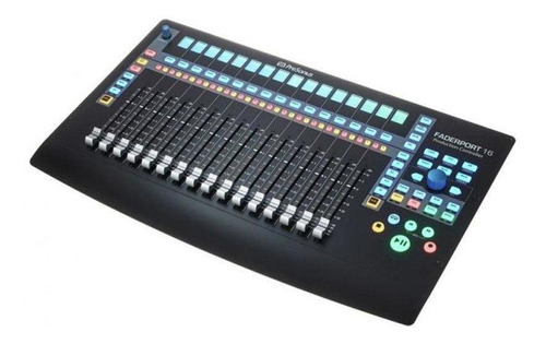 Controlador De Producción Con 16 Canales De Mezcla Faderport Color Negro