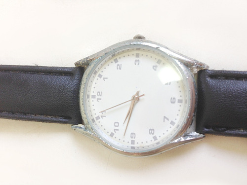 Relógio De Pulso Fundo Branco (código 1914)