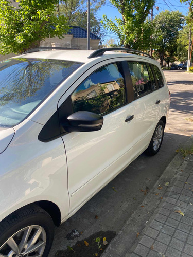 Volkswagen Suran 2014 1.6 Trendline 11b