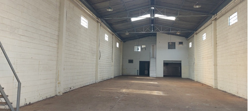 Galpão Comercial De 320,00 M2 Em Área Comercial, Leme-sp