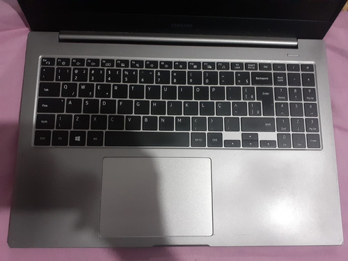 Notebook Samsung Book E20 Usado Com Carregador, Sdd 256gb