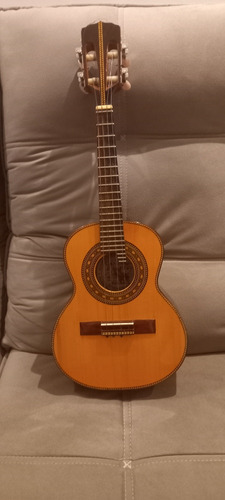 Cavaquinho Carlinhos Luthier N 2 Imbuia, 2001.