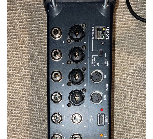 Consola Behringer Xair Xr12- Poco Uso