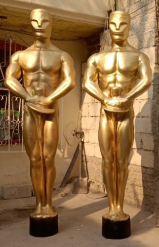 2 Figuras De Fibra De Vidrio Premios Oscares 2.20 Mts Altura