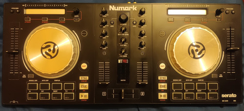 Numark Mixtrack Pro 3