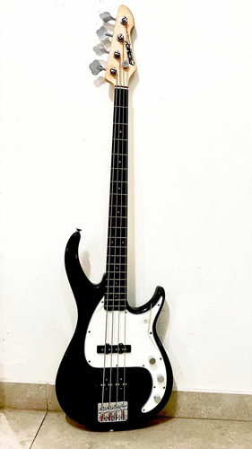 Bajo Electrico Peavey + Amplificador Microbass Peavey