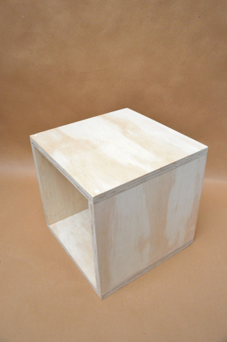 Cubo De Madera Terciado.