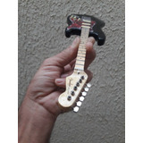 Guitarra Fender Stratocaster Em Miniatura Instrumento Musica