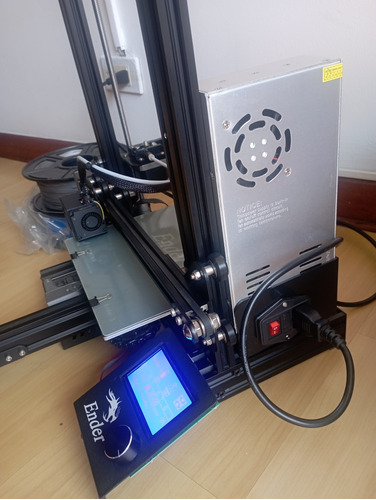 Impresora 3d Ender 3 - Excelente Estado, Poco Uso.