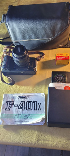 Cámara Analógica Nikon F-401x Af Con Flash,bolso + Manuales 