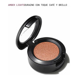Eye Shadow Sombra Color: Amber Lights Frost Mac Cosmetics Color De La Sombra Durazno Con Toque Cafe Y Brillo