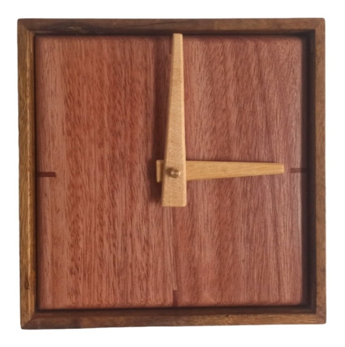 Reloj De Pared Artesanal En Madera Maciza Mov Continuo