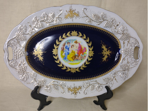 Antique, Maravillosa Bandeja, Fina Porcelana Checa.